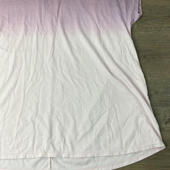 J. Jill Fit Lilac Ombre Fit Back Keyhole Short Sleeve Tee, size XL - Picture 4 of 9
